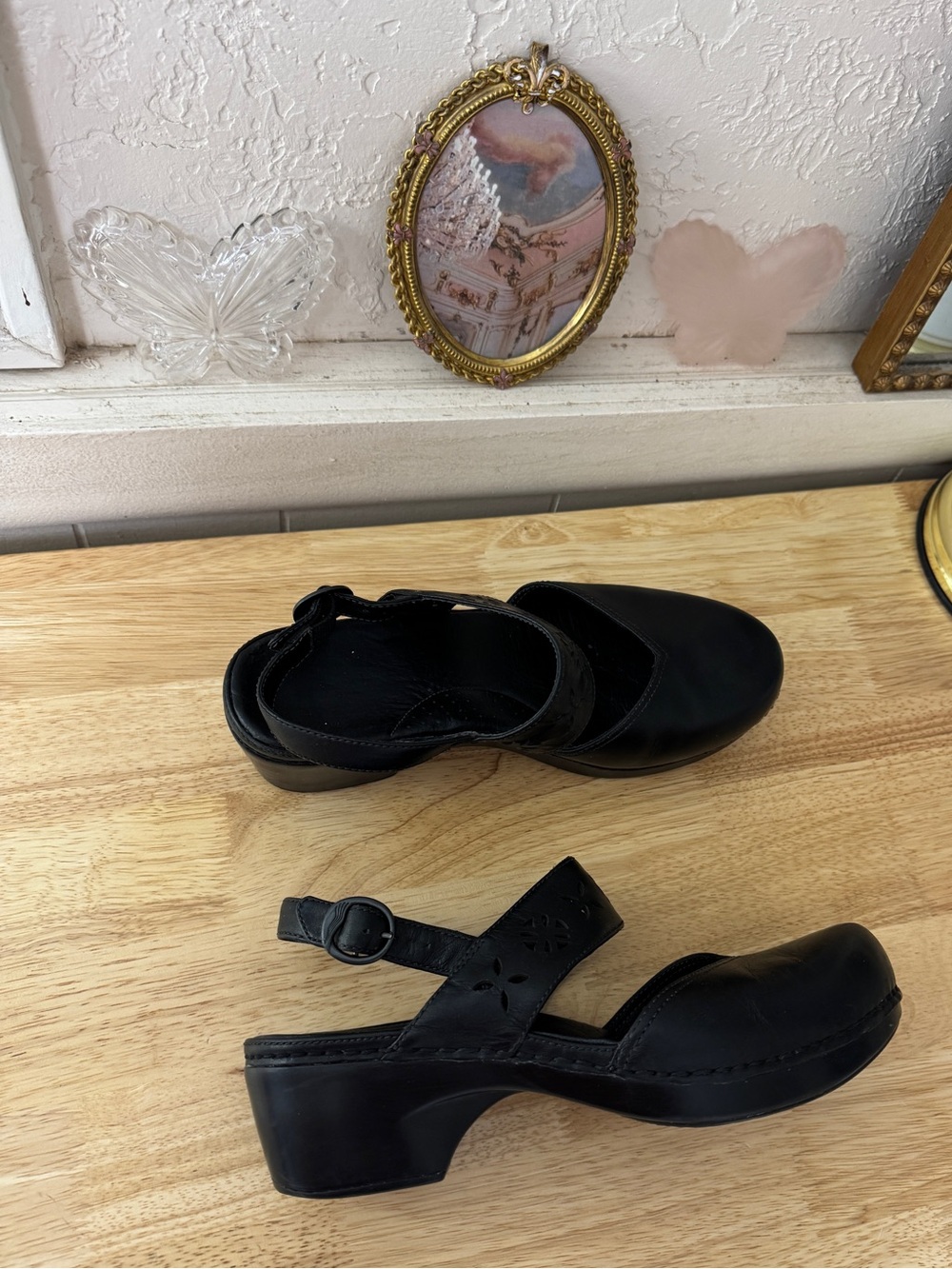 Dansko Black Leather Mary Jane Clog Sandals EU 40 Floral Cutout Comfort Shoes - Picture 12 of 15